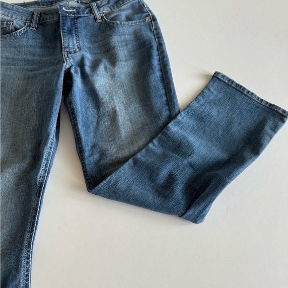 Lee Regular Fit Jeans, Straight Leg, 6, 26 Inseam…Like New - Picture 6 of 6